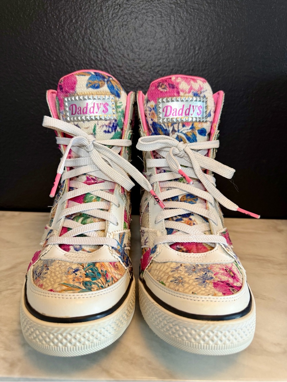 2013 Daddy's Money Pink Floral High-Top Sneakers for Women New - Picture 2 of 9